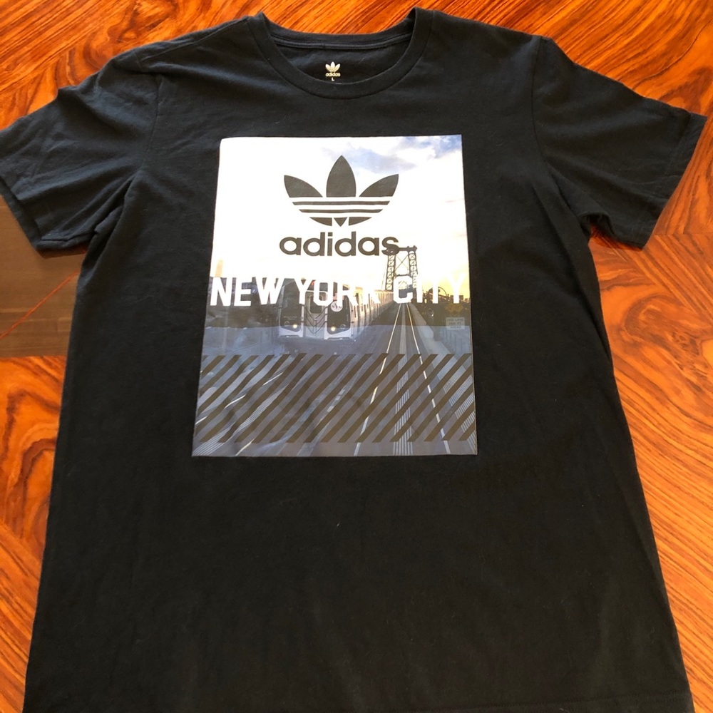 Men’s t shirt